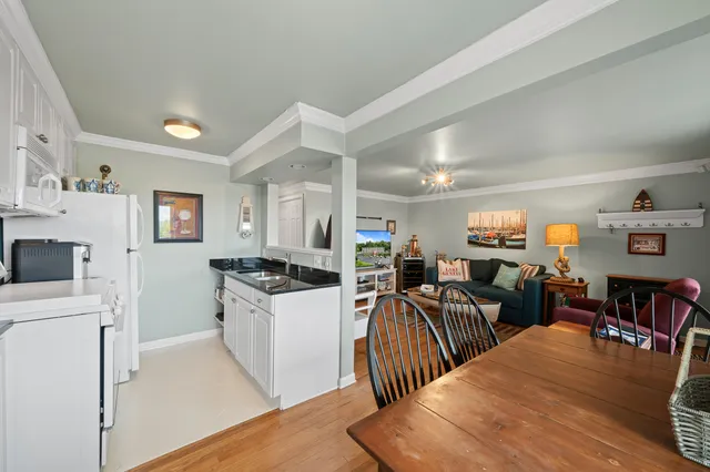 $244,000 | 227 Dewey Avenue, Unit 205, Fontana, WI 53125