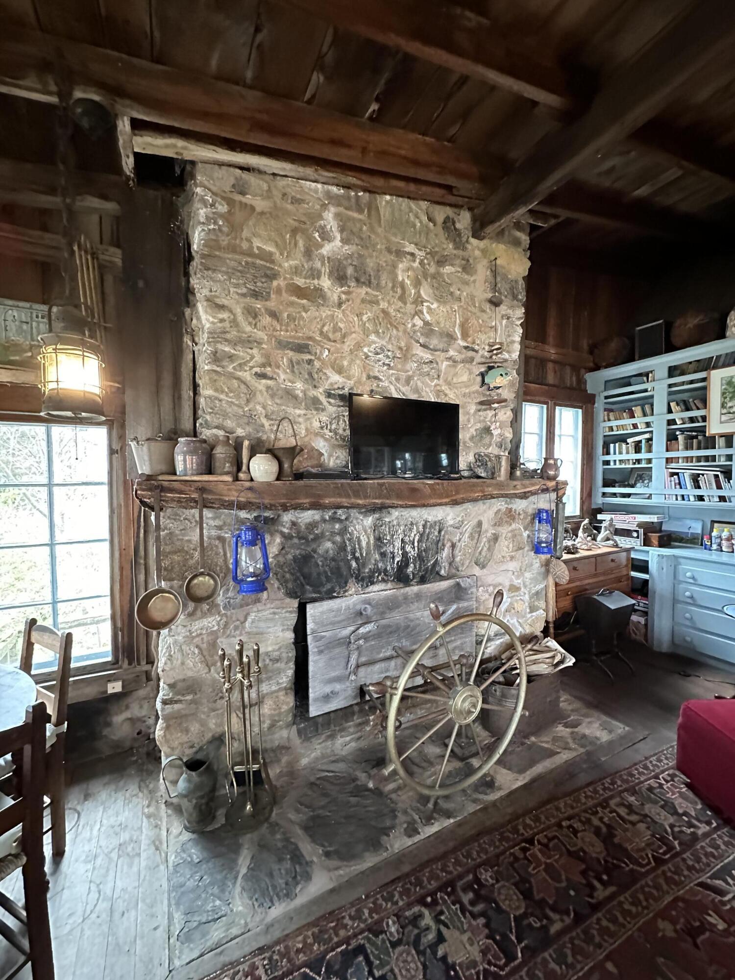 41 Circuit Road York, ME 03902 - Photo 25 of 113