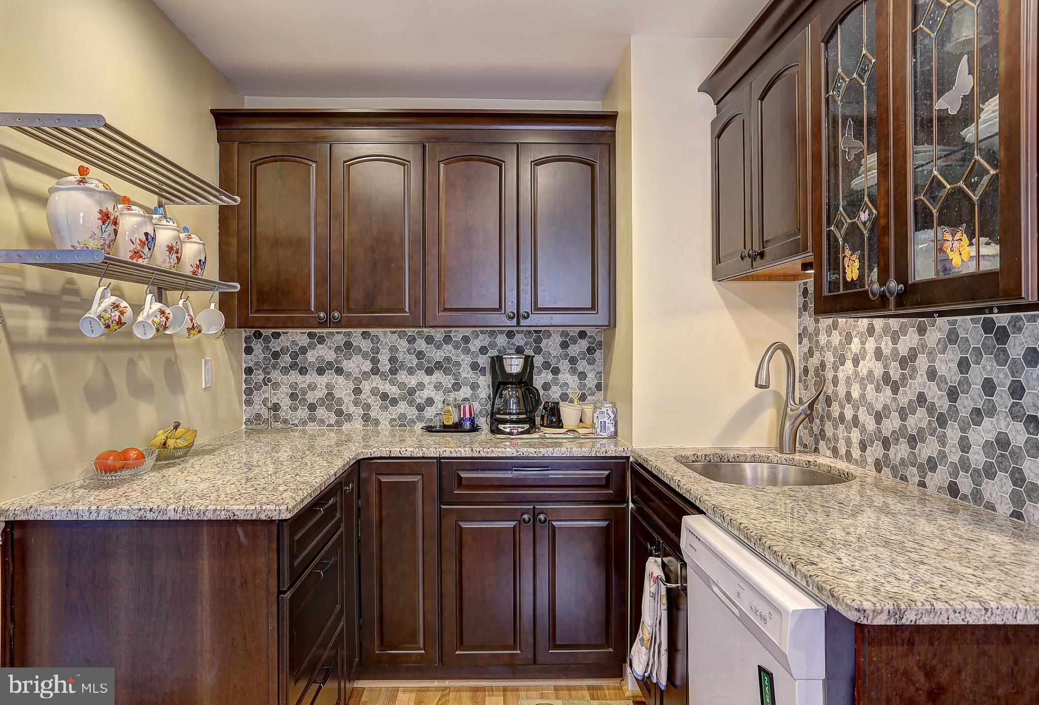 408 Cedar Hill Road Baltimore, MD 21225 - Photo 14 of 31 Gallery Image 14