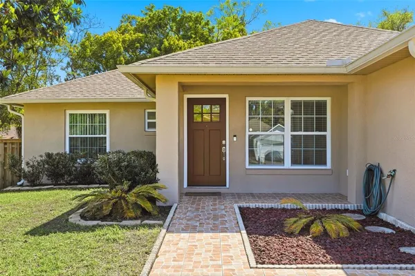 $2,100 | 125 West 5th Street, Chuluota, FL 32766