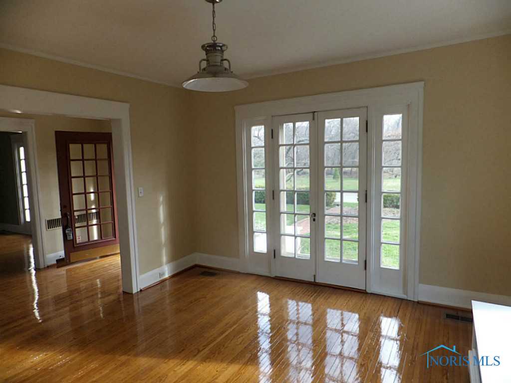 3326 Brookside Road Toledo, OH 43606 - Photo 8 of 19 Gallery Image 8