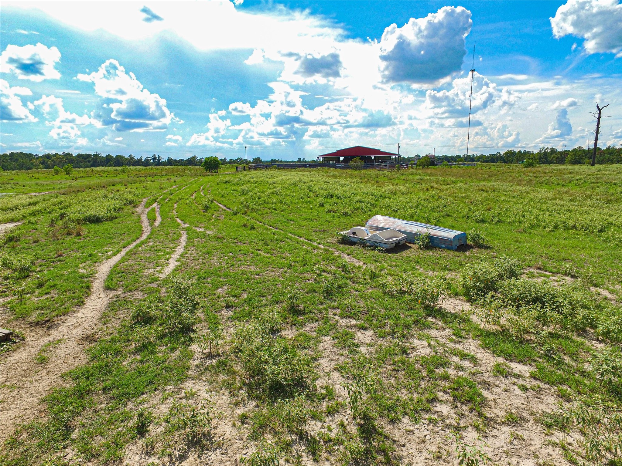20720 Highway 59 Corrigan, TX 75939 - Photo 23 of 50 a view of a golf course with an ocean