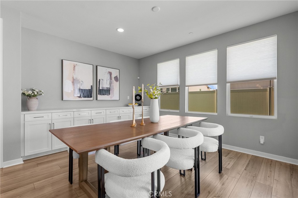 18138 Tableau Way Saugus, CA 91350 - Photo 14 of 46