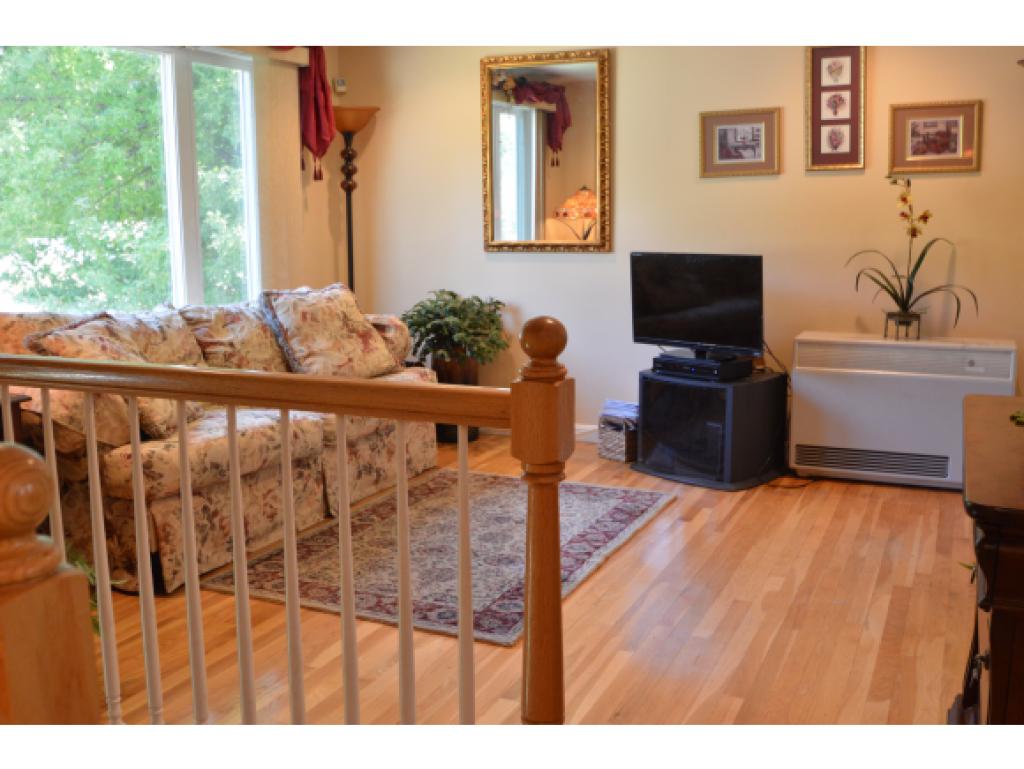20 Kim Road Salem, NH 03079 - Photo 5 of 19 Gallery Image 5
