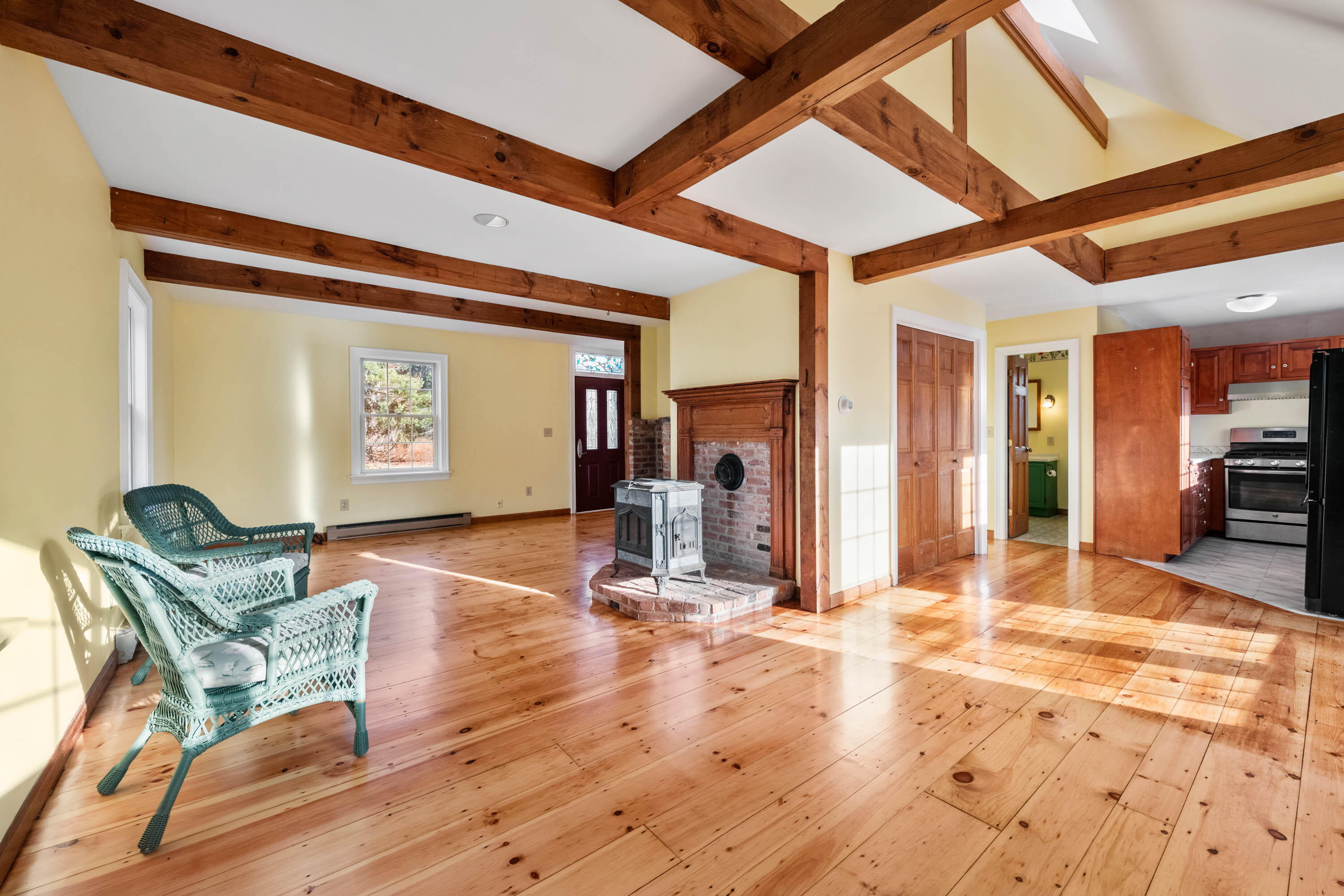 999 Alewive Road Kennebunk, ME 04043 - Photo 8 of 50 pic-8