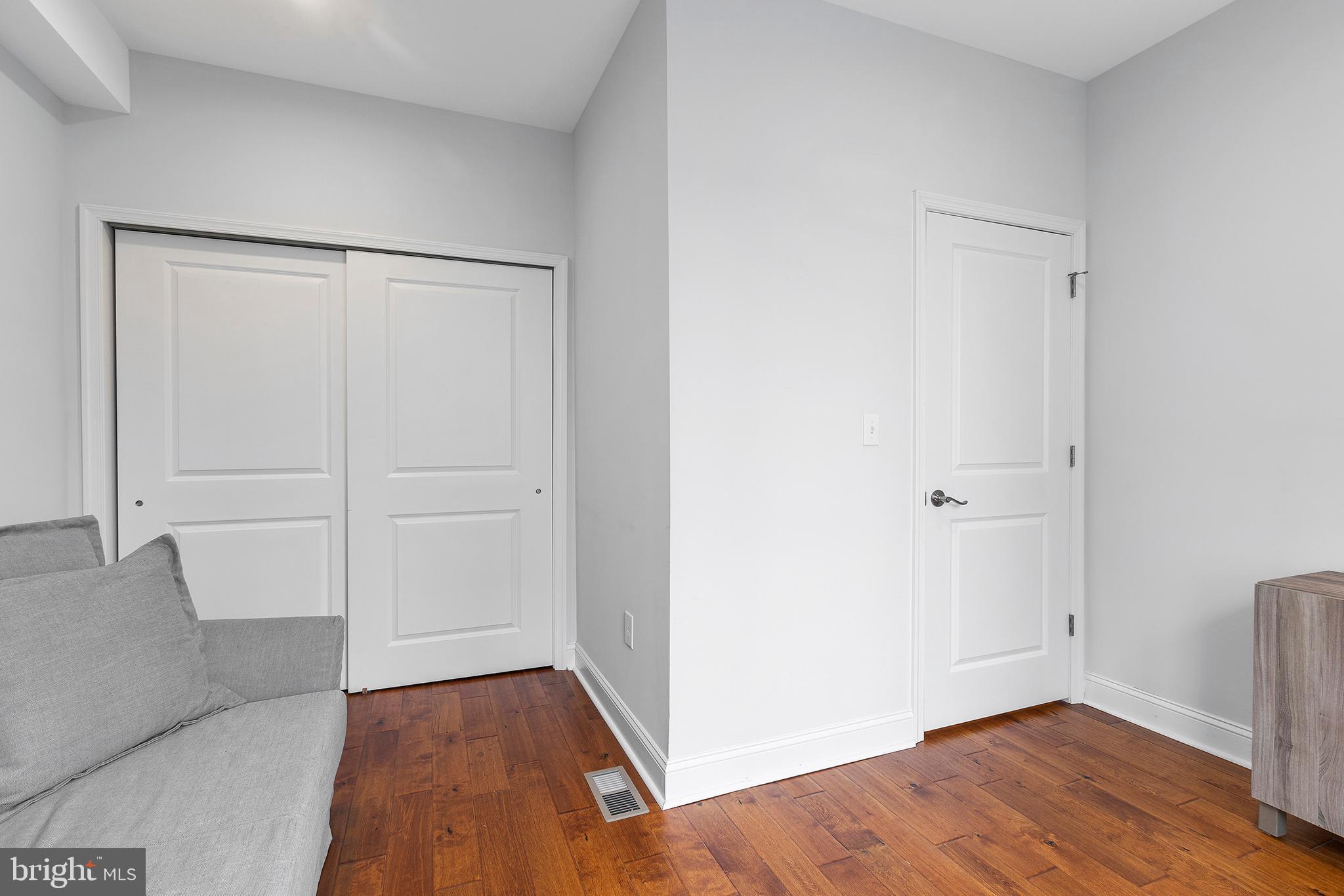 1910 Fernon Street Philadelphia, PA 19145 - Photo 17 of 30