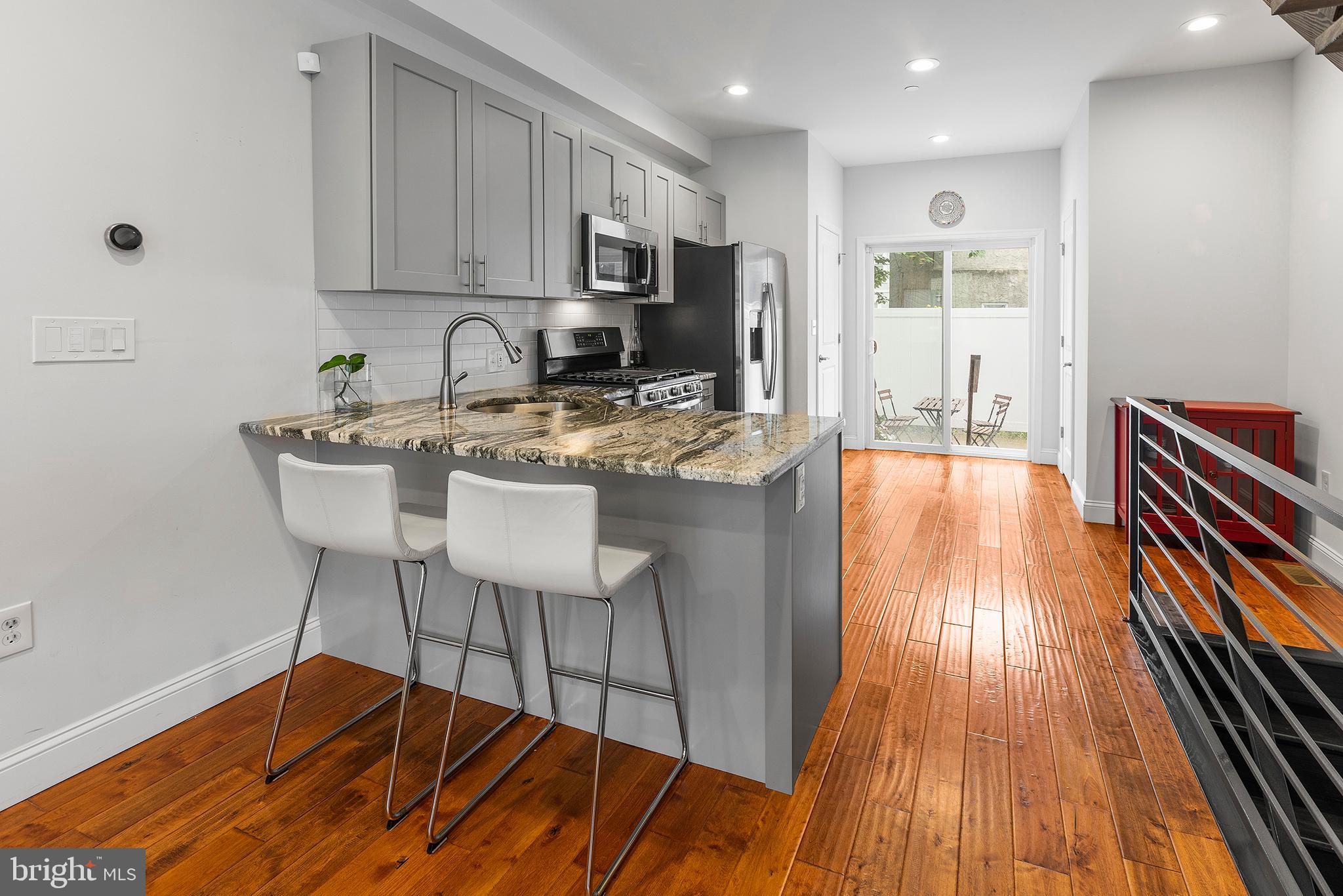 1910 Fernon Street Philadelphia, PA 19145 - Photo 7 of 30