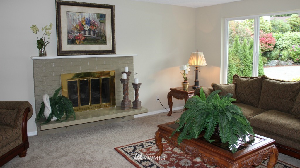 220 218th Place Southwest Bothell, WA 98021 - Photo 5 of 23