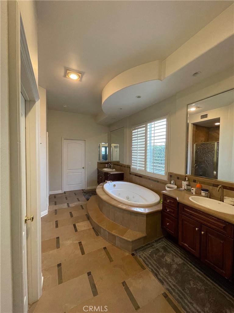 20124 Vía Cellini Porter Ranch, CA 91326 - Photo 48 of 49