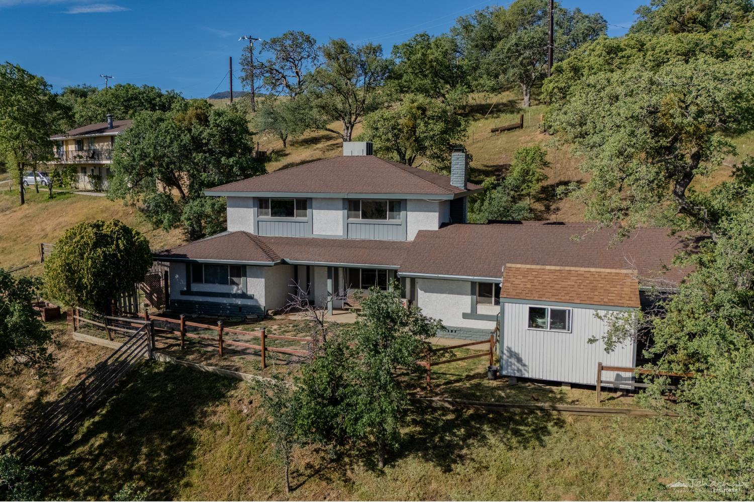 20381 Old Town Road Tehachapi, CA 93561 - Photo 44 of 55 Gallery Image 44