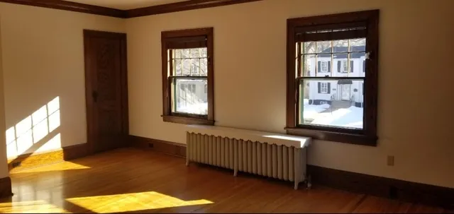 $2,400 | 4840 Upton Avenue South, Unit 2, Minneapolis, MN 55410