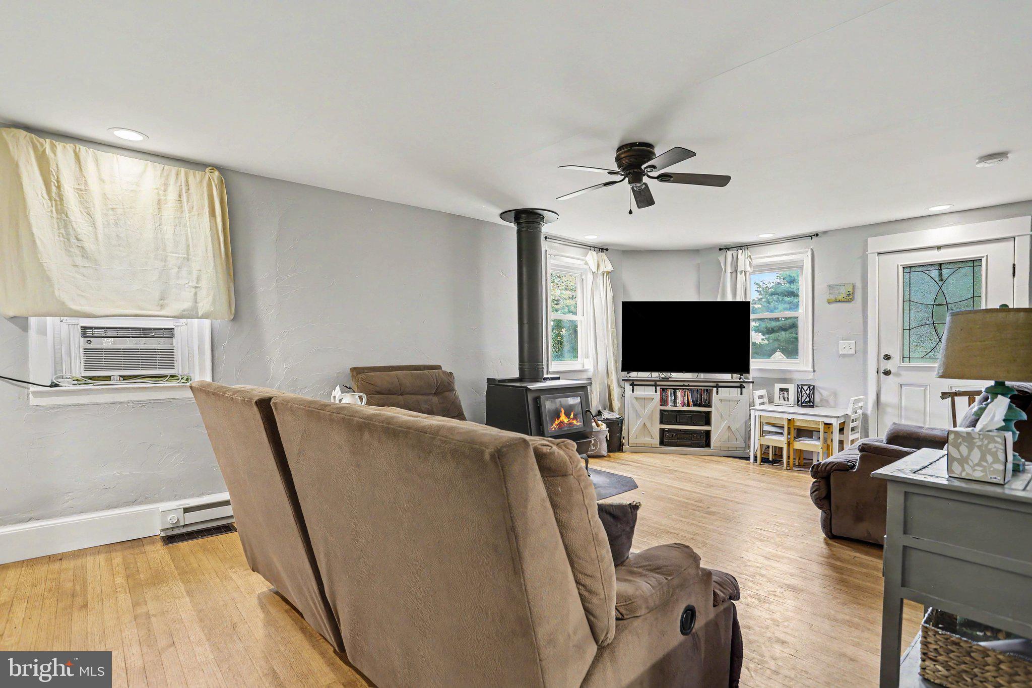 4091 Wren Road Thomasville, PA 17364 - Photo 13 of 45 Gallery Image 13