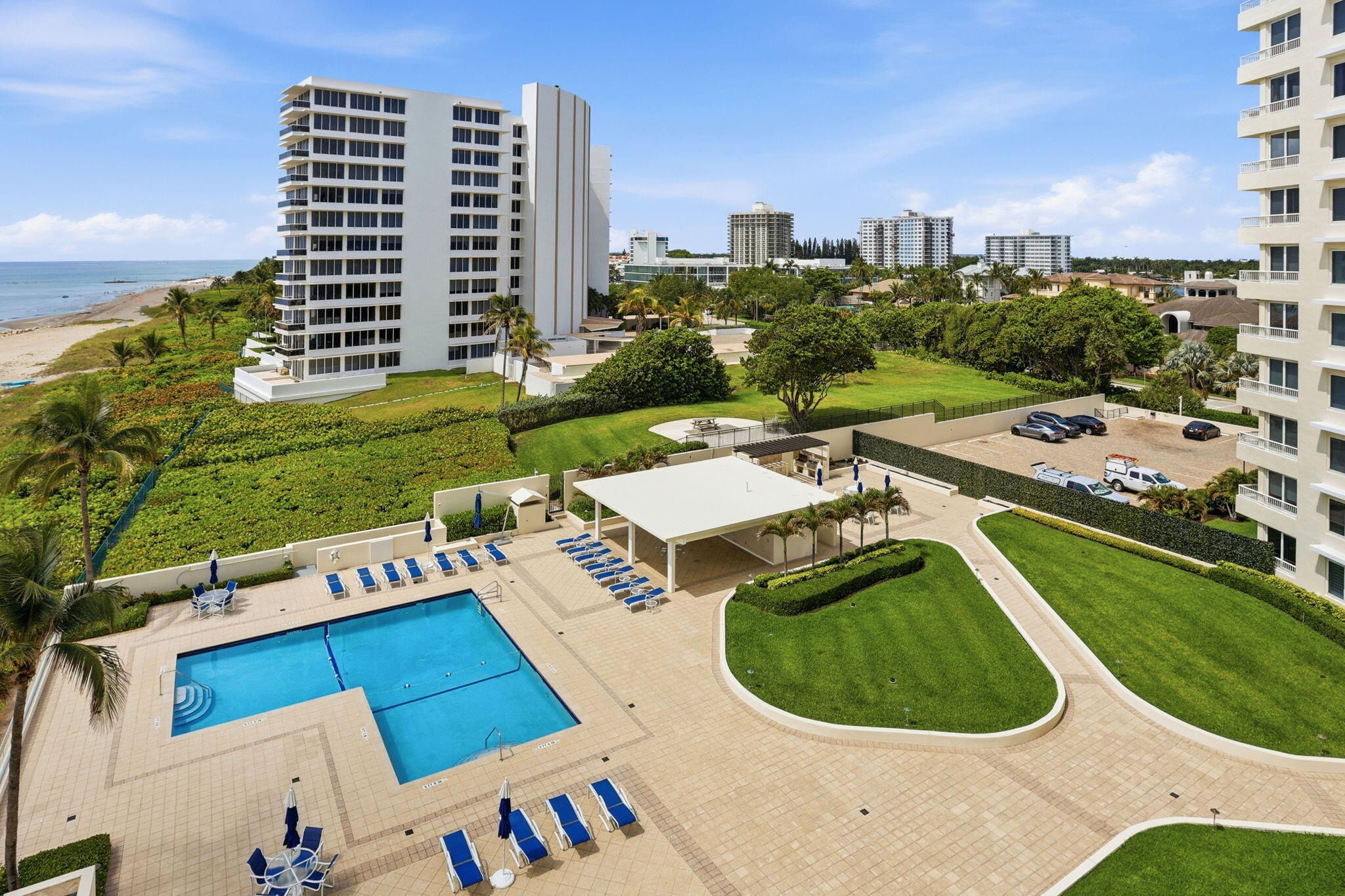 600 South Ocean Boulevard, Unit 6010 Boca Raton, FL 33432 - Photo 32 of 39 Pool Area
