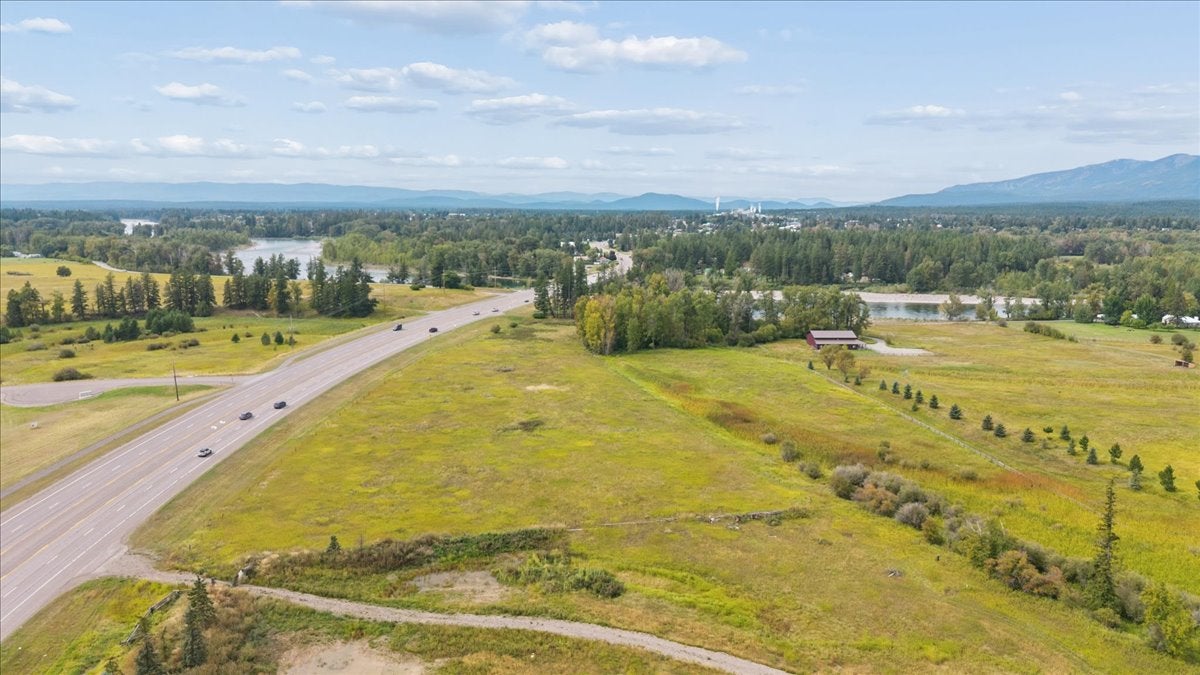 500 River Road Columbia Falls, MT 59912 - Photo 10 of 26 Gallery Image 10
