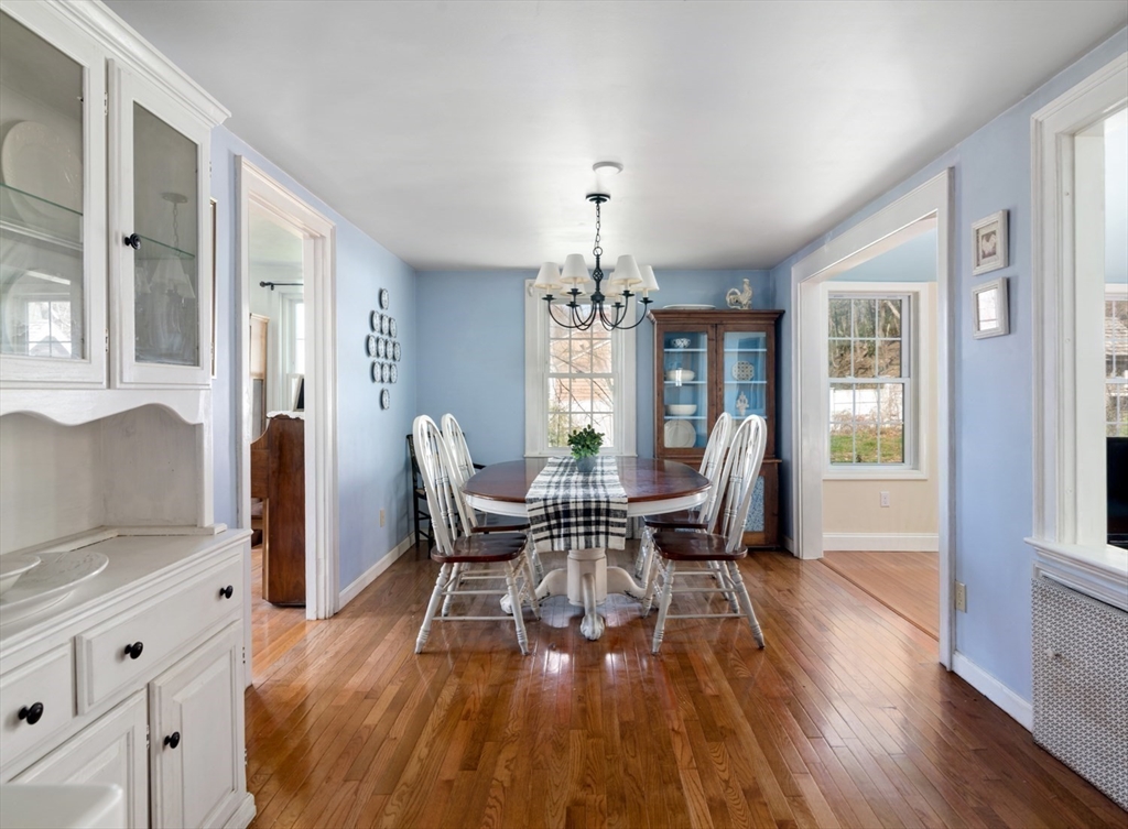 29 Simmons Road Hingham, MA 02043 - Photo 8 of 28 Gallery Image 8