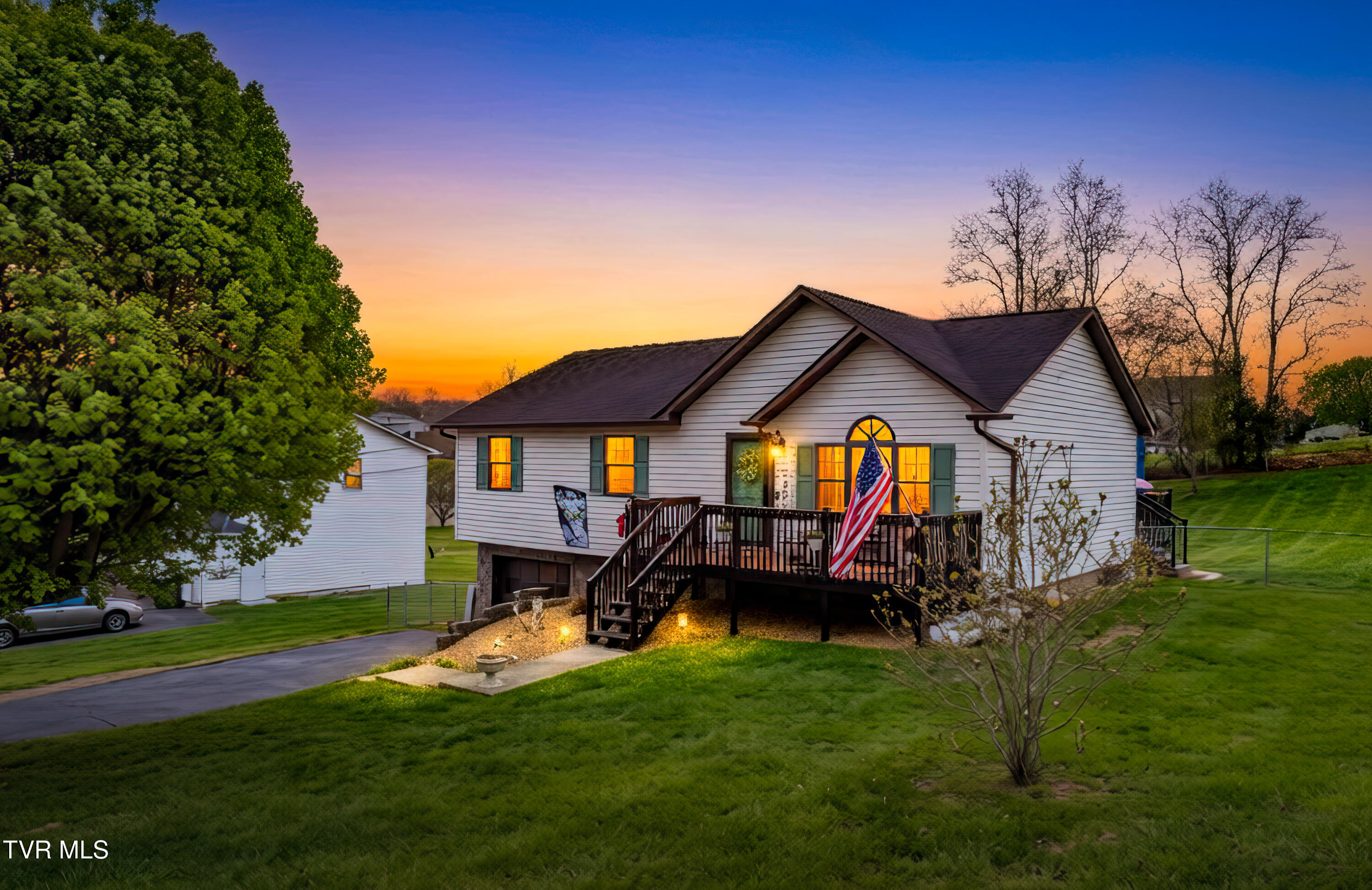 253 Springview Drive Gray, TN 37615 - Photo 1 of 45 253 Springview Dr (1 of 46)