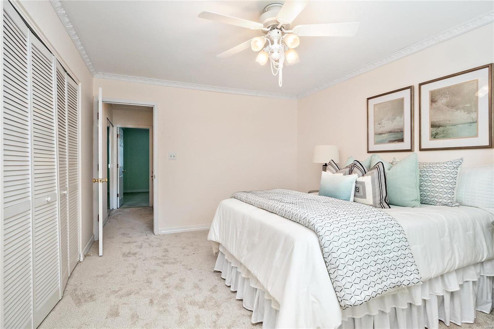 537 Cherry Ridge Court Ballwin, MO 63021 - Photo 21 of 38 Gallery Image 21