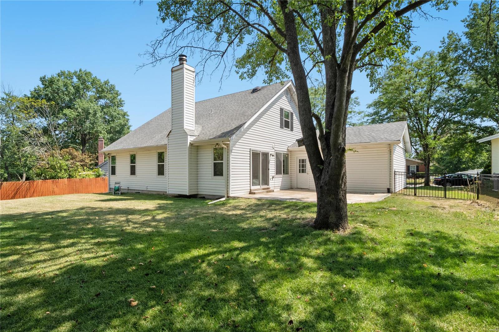 537 Cherry Ridge Court Ballwin, MO 63021 - Photo 38 of 38 Gallery Image 38