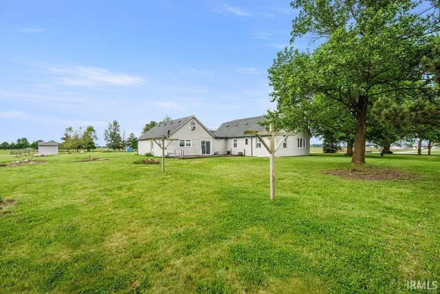 $290,000 | 6659 West 400 South, Swayzee, IN 46986