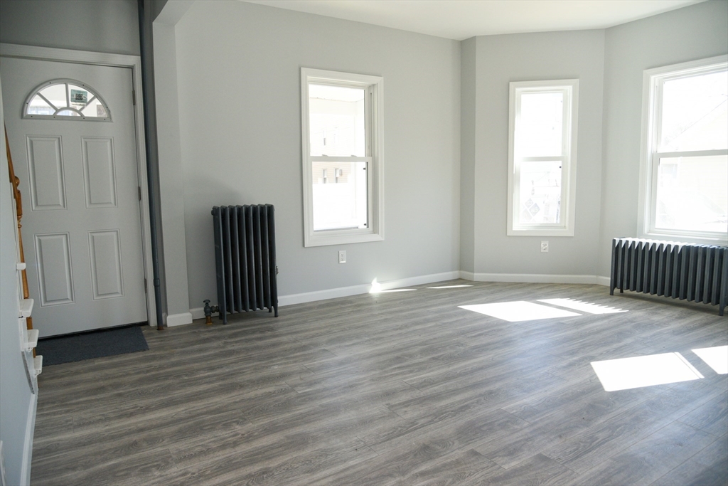 15 Riverview Place Chicopee, MA 01013 - Photo 4 of 18