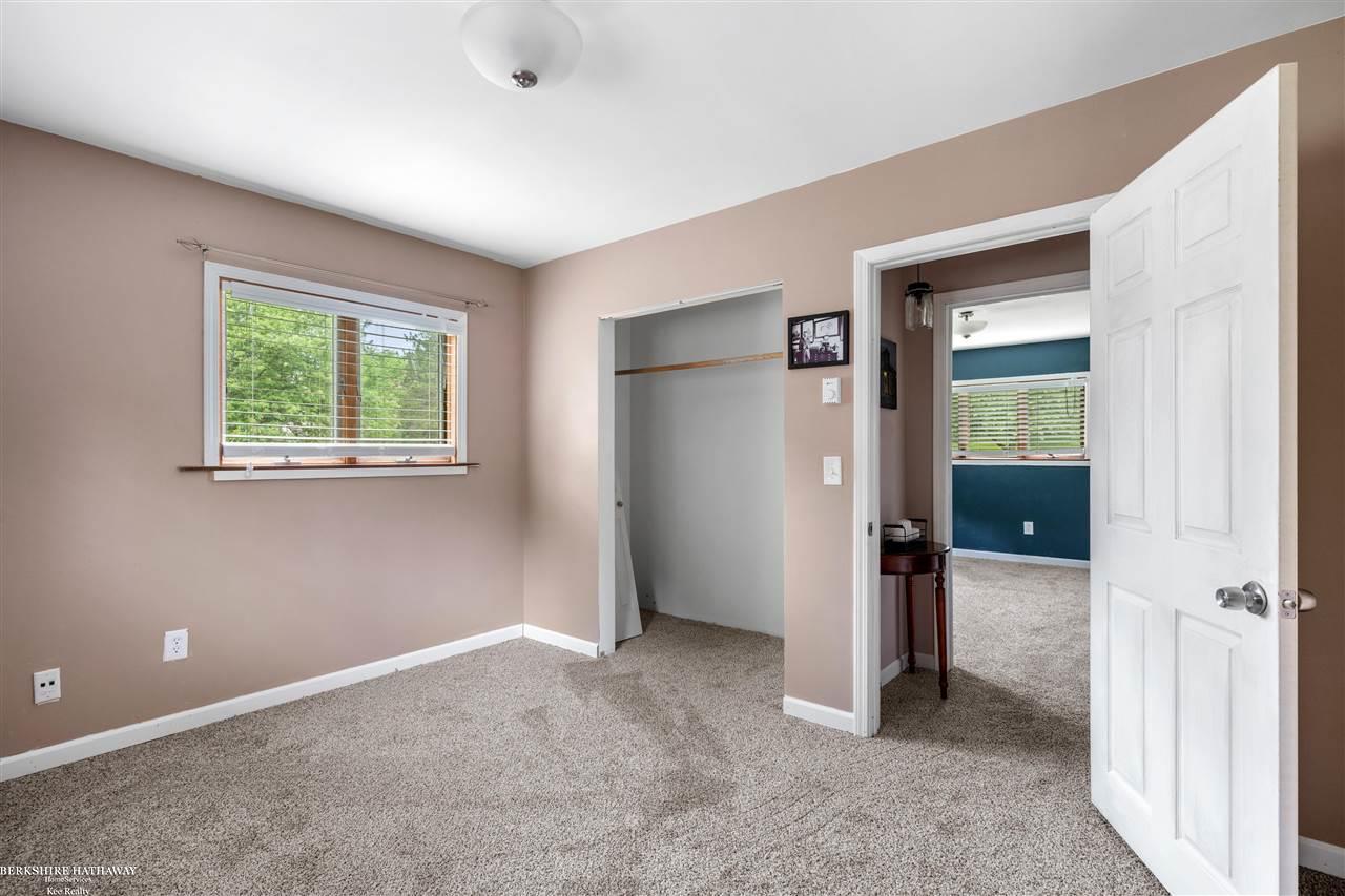 1366 West Predmore Road Oakland, MI 48363 - Photo 27 of 35 50042976-26.JPG