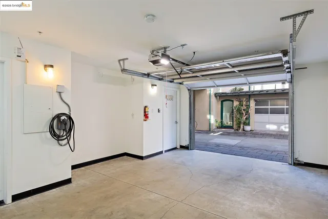 $629,000 | 6555 Shattuck Avenue, Oakland, CA 94609