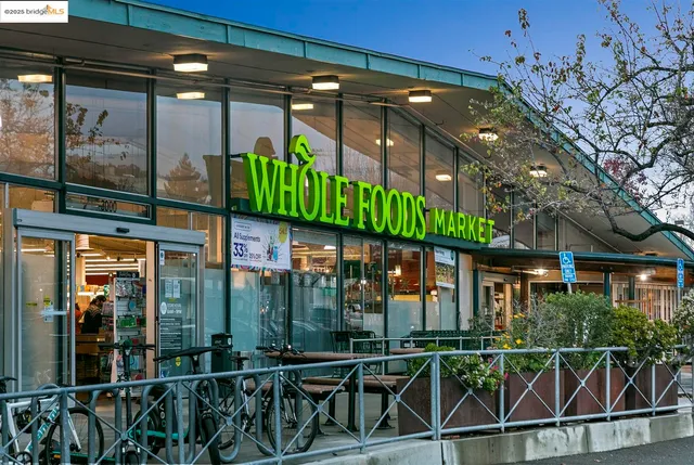 $629,000 | 6555 Shattuck Avenue, Oakland, CA 94609