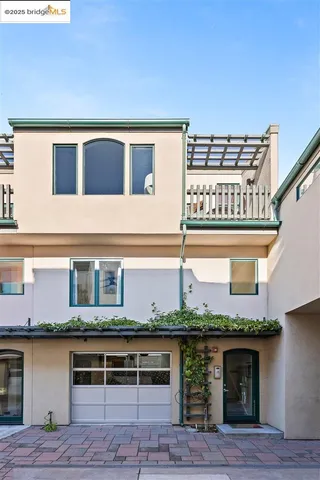 $629,000 | 6555 Shattuck Avenue, Oakland, CA 94609