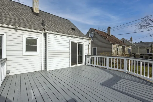 $2,100 | 1608 Whitcomb Avenue, Royal Oak, MI 48073