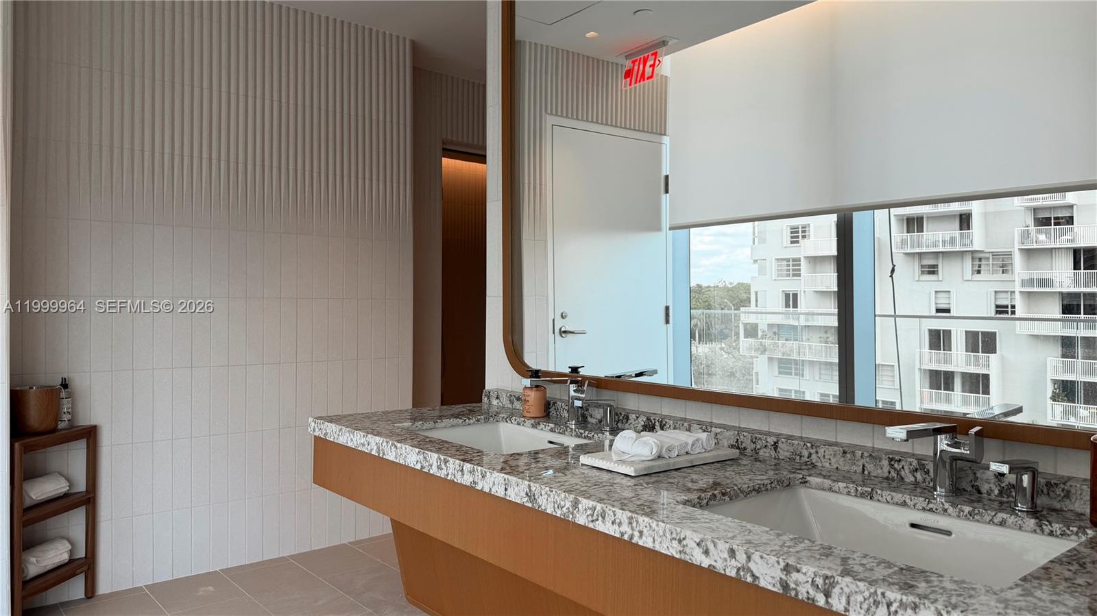 175 Southeast 25th Road, Unit 1501 Miami, FL 33129 - Photo 40 of 43