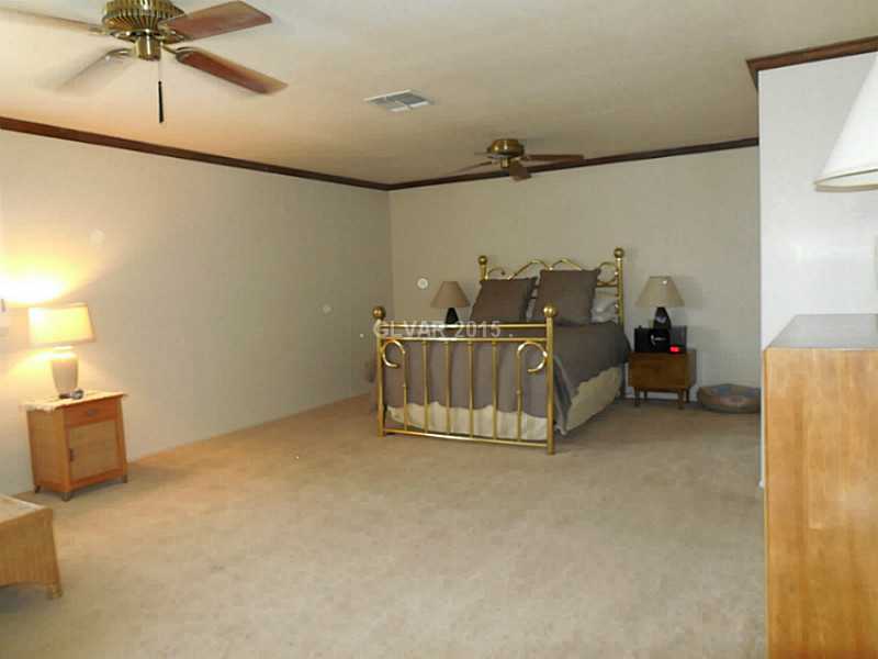 6681 Vigo Road Las Vegas, NV 89146 - Photo 13 of 23 Master Bedroom.