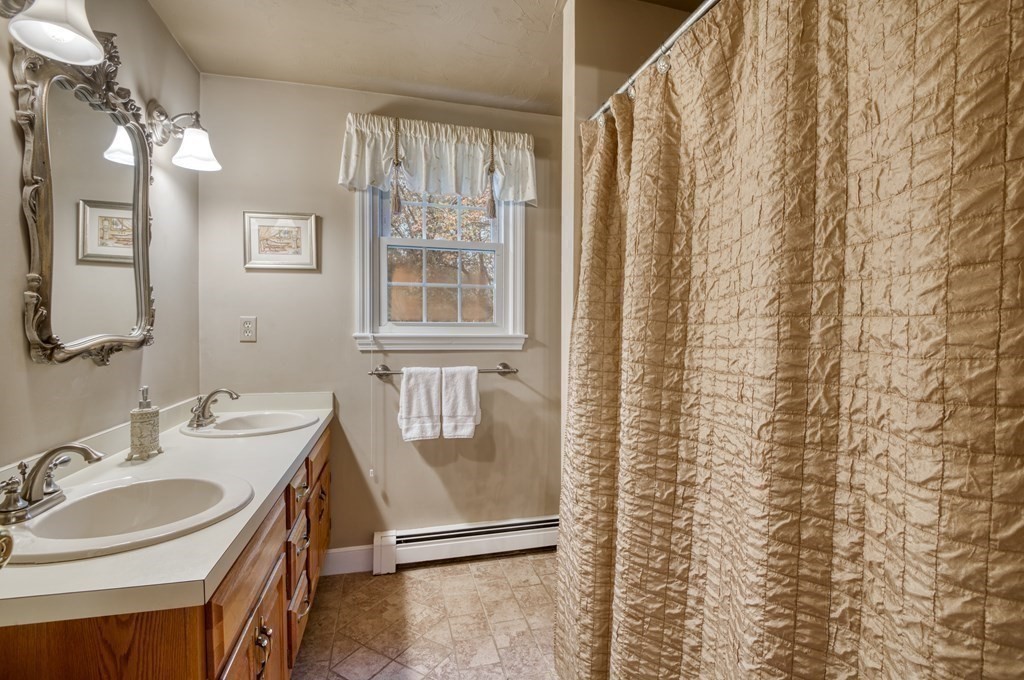 20 Clark Circle Hanover, MA 02339 - Photo 14 of 35