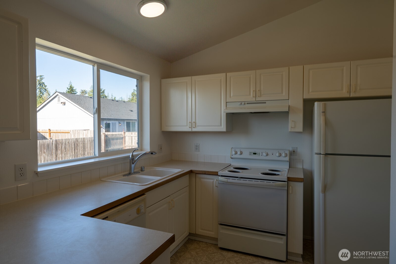 121 Patriot Way Sequim, WA 98382 - Photo 17 of 37