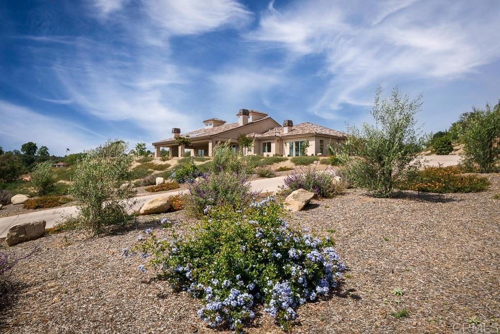 3066 Via Montevina Fallbrook, CA 92028 - Photo 3 of 122