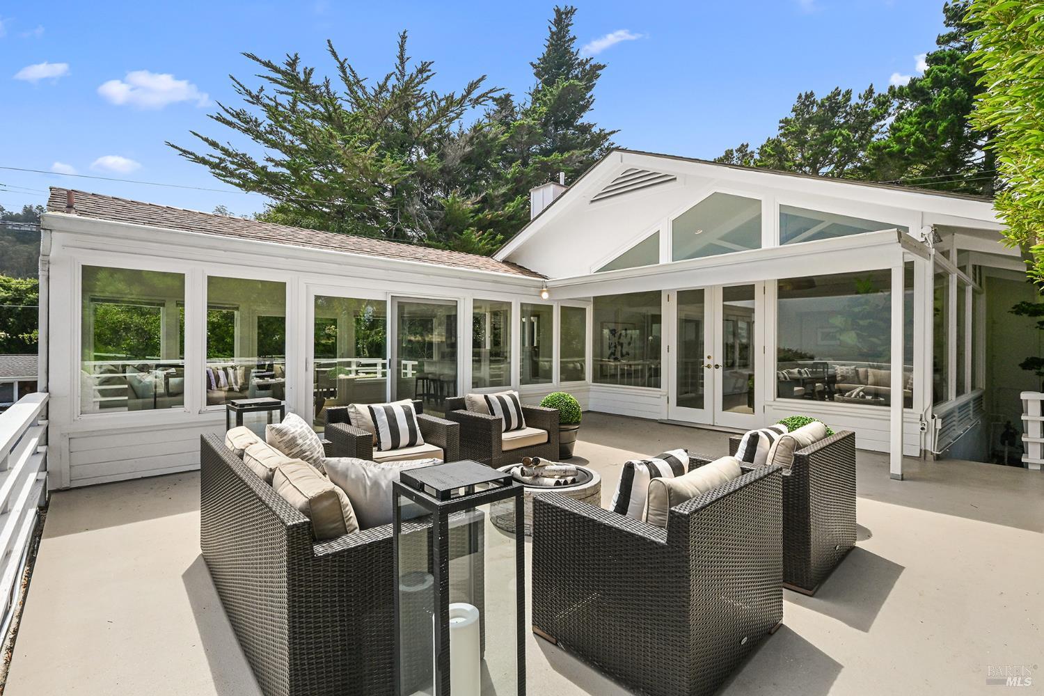 73 Cloud View Road Sausalito, CA 94965 - Photo 27 of 60