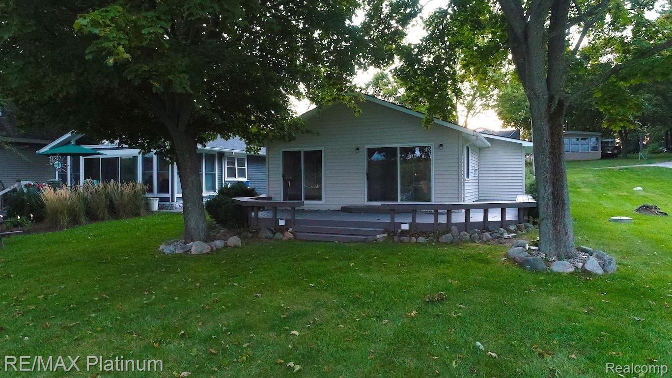 3613 Badger Road Gregory, MI 48137 - Photo 8 of 23 DJI_0019.JPG