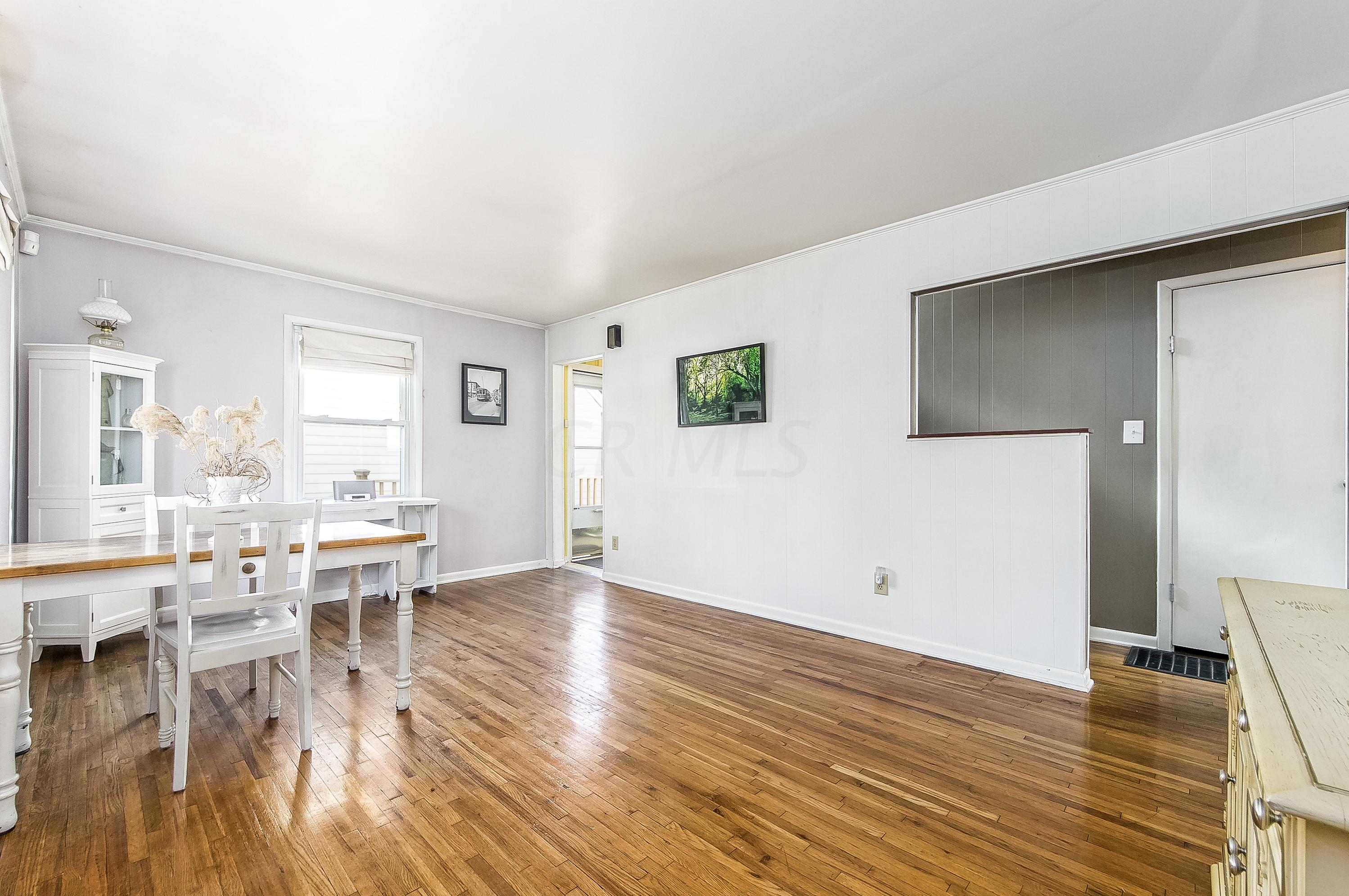 819 Thomas Road Columbus, OH 43212 - Photo 3 of 41 Gallery Image 3