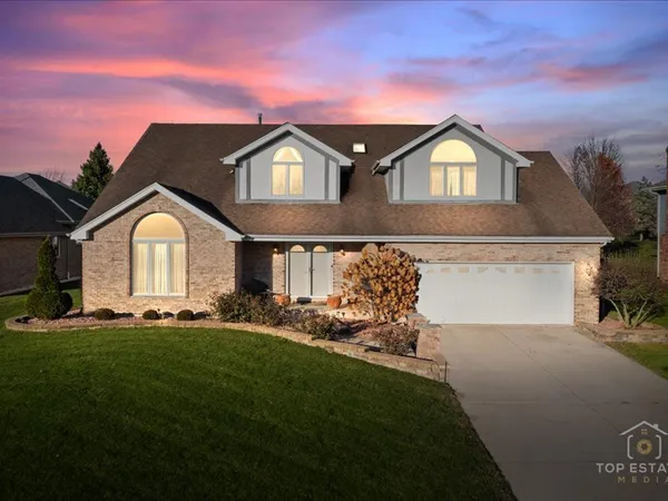 $632,000 | 13124 West Beaver Lake Drive, Homer Glen, IL 60491