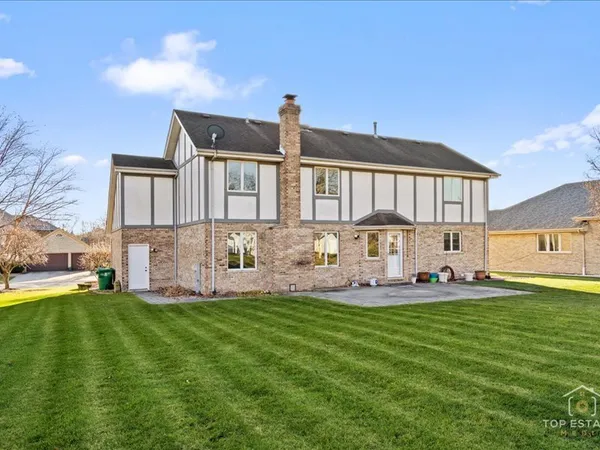 $632,000 | 13124 West Beaver Lake Drive, Homer Glen, IL 60491