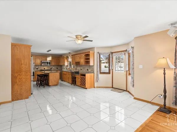 $632,000 | 13124 West Beaver Lake Drive, Homer Glen, IL 60491