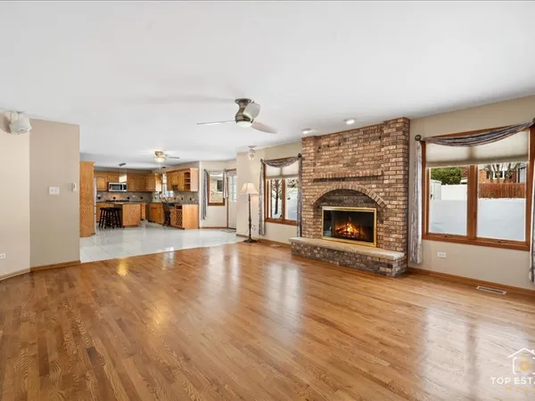 $632,000 | 13124 West Beaver Lake Drive, Homer Glen, IL 60491