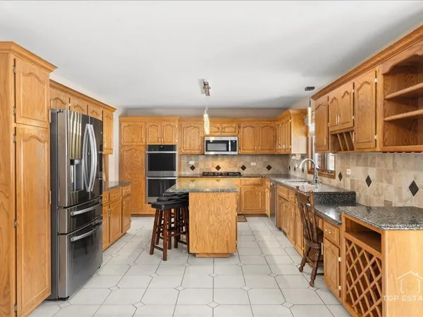 $632,000 | 13124 West Beaver Lake Drive, Homer Glen, IL 60491