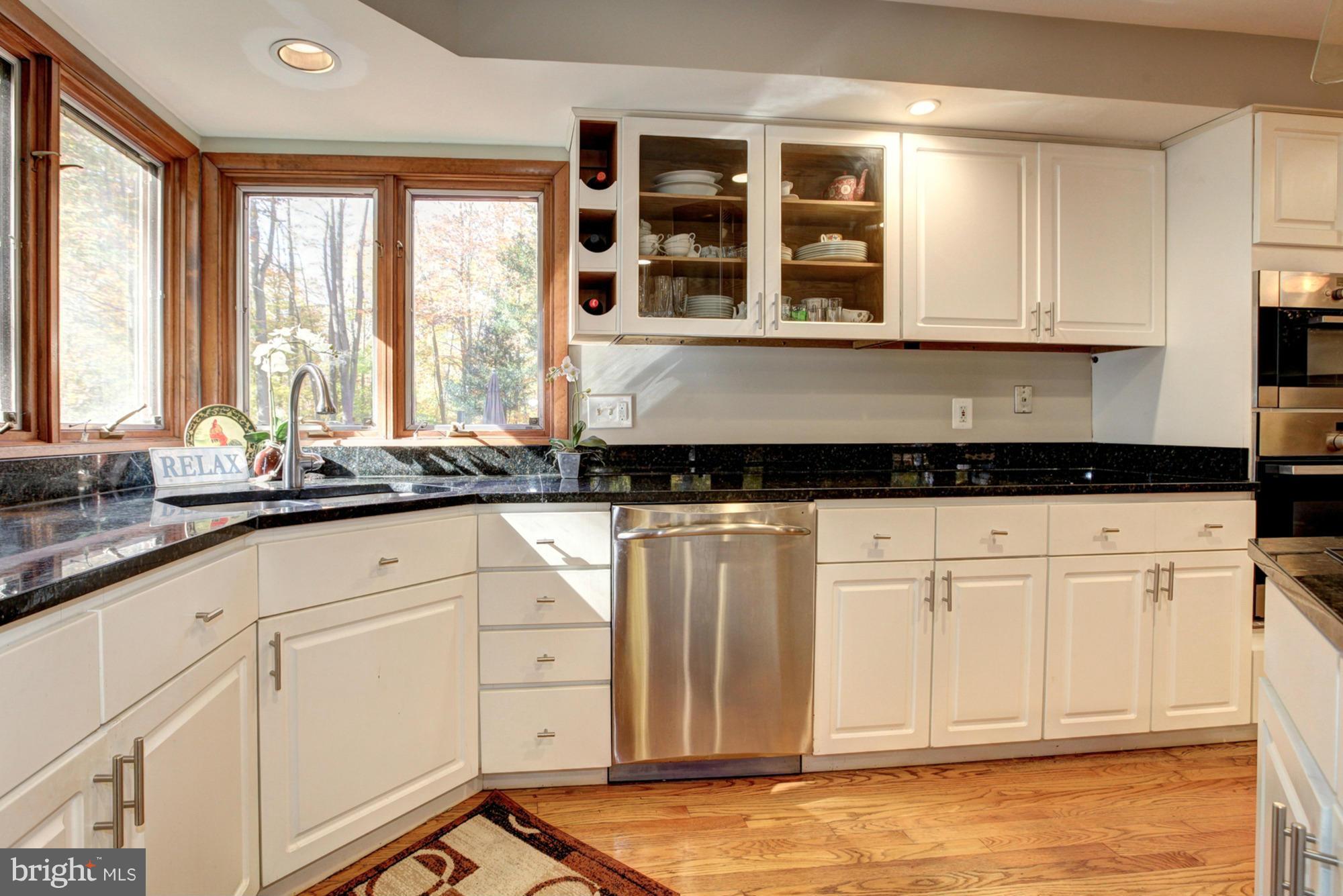 17005 Barn Ridge Drive Silver Spring, MD 20906 - Photo 16 of 30 Kitchen