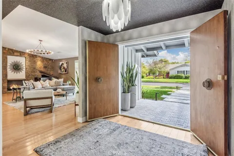 $2,999,000 | 1205 Bryant Road, Long Beach, CA 90815