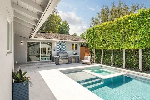 $2,999,000 | 1205 Bryant Road, Long Beach, CA 90815