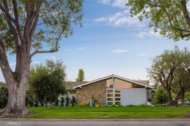 $2,999,000 | 1205 Bryant Road, Long Beach, CA 90815