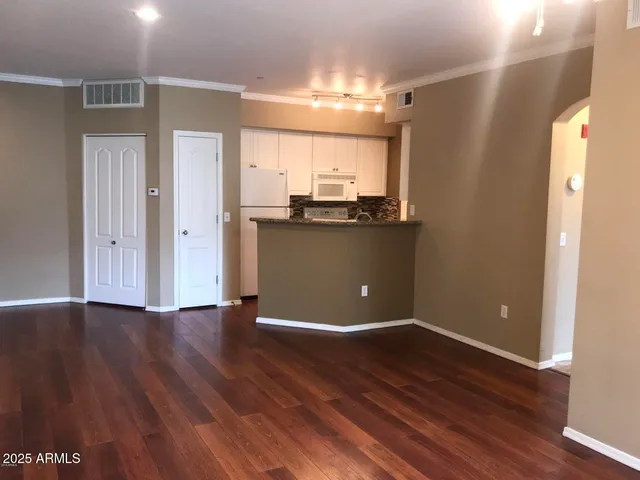 $1,700 | 1701 East Colter Street, Unit 378, Phoenix, AZ 85016