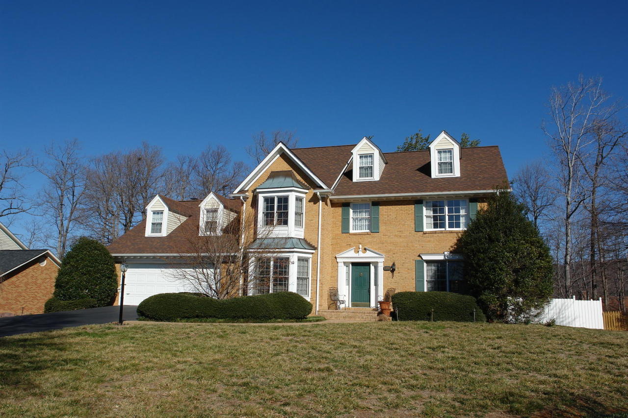 406 Stonehaven Lane Blue Ridge, VA 24064 - Photo 2 of 26 Front