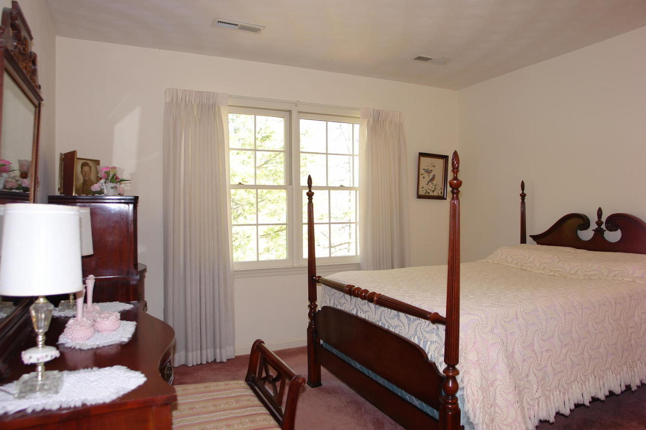 406 Stonehaven Lane Blue Ridge, VA 24064 - Photo 17 of 26 Bedroom