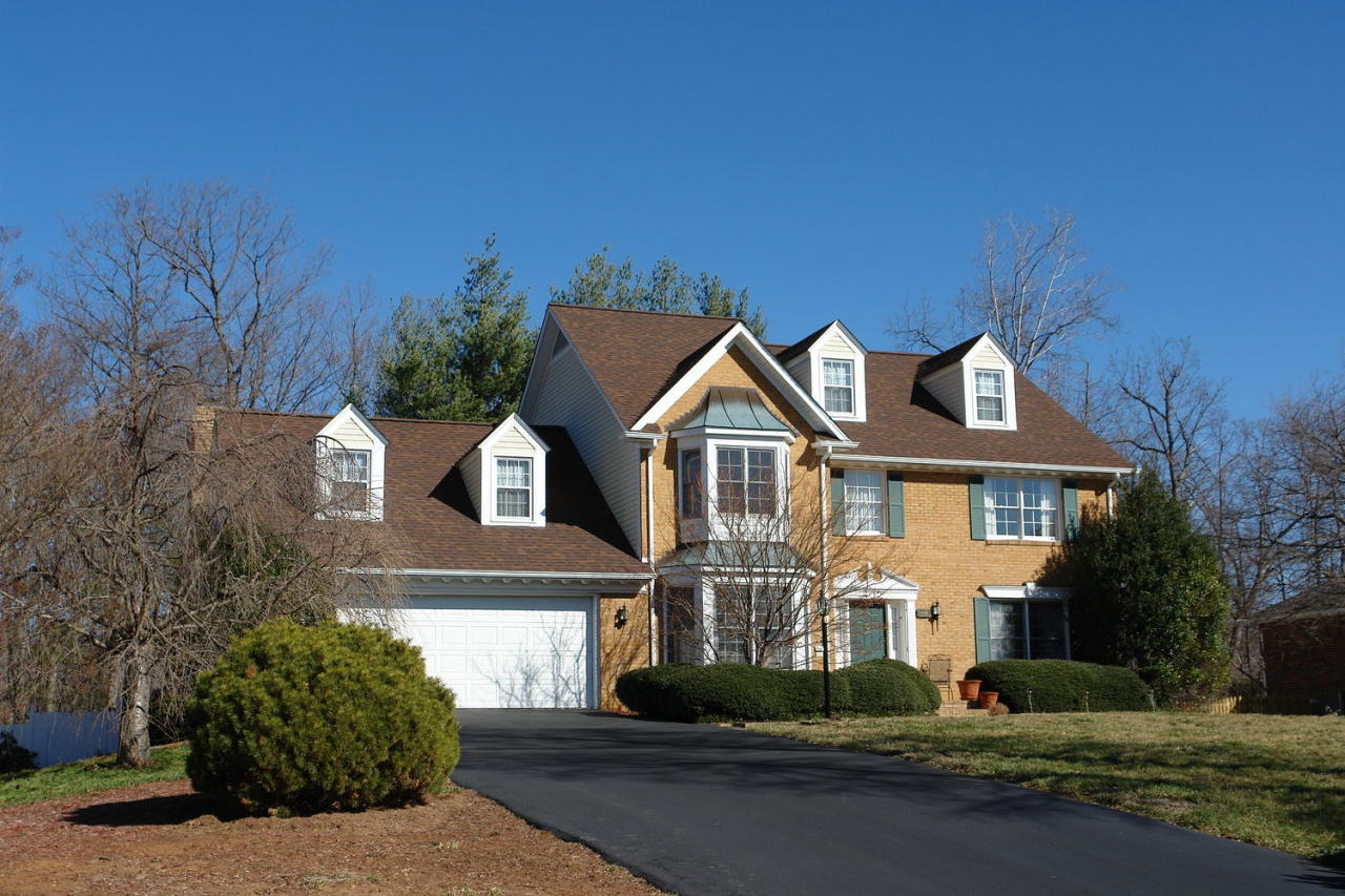 406 Stonehaven Lane Blue Ridge, VA 24064 - Photo 3 of 26 Front